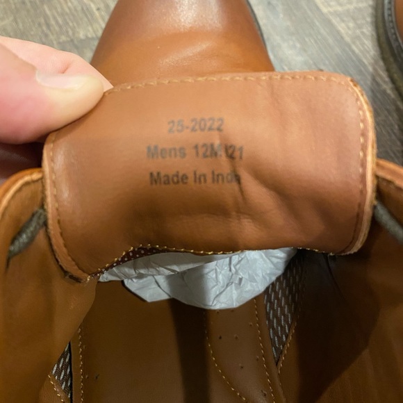 Johnston & Murphy - Copeland Chukka - Size 12 - Picture 6 of 8